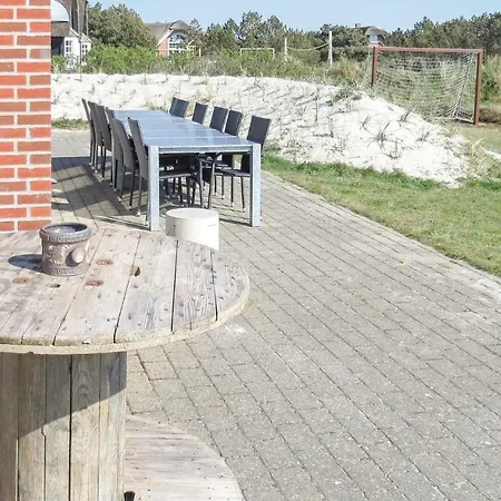 Four-bedroom Holiday In * Blåvand