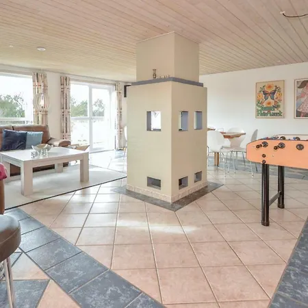 Four-bedroom Holiday In Ferienhaus *