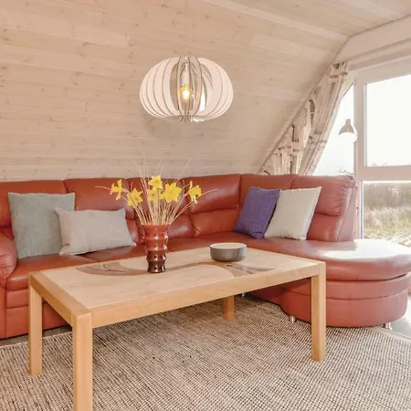 Four-bedroom Holiday In Ferienhaus Blåvand