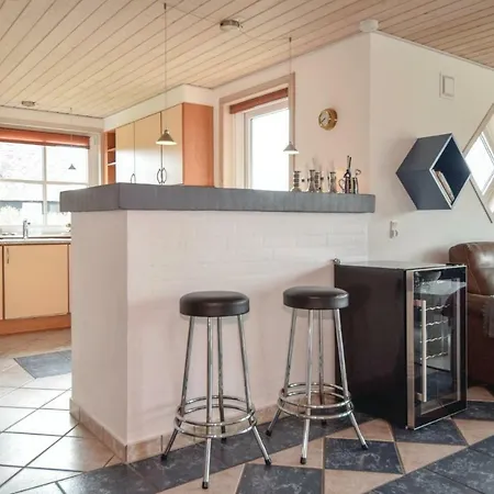 Four-bedroom Holiday In Ferienhaus Blåvand