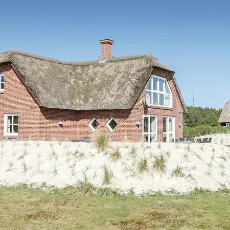 Ferienhaus Four-bedroom Holiday In